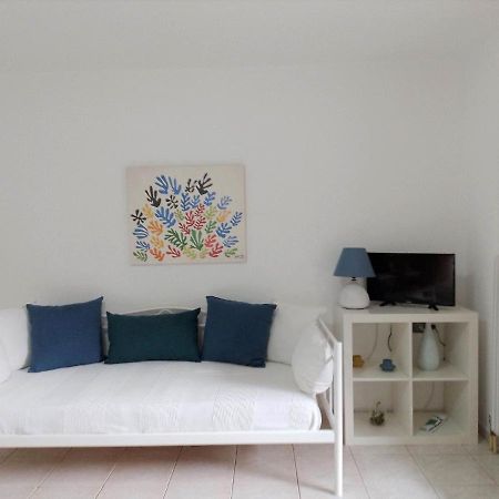 Small Theater Apartment Epidaurus 外观 照片