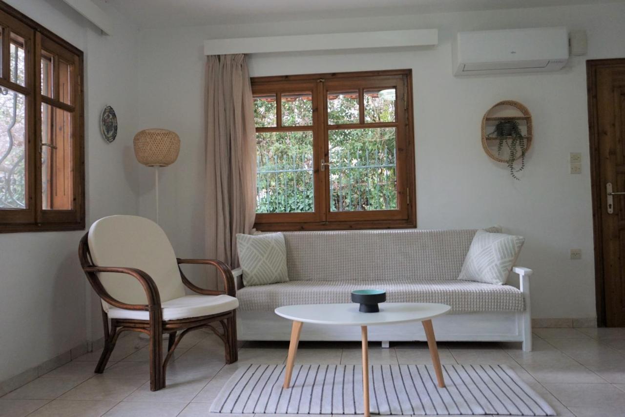Small Theater Apartment Epidaurus 外观 照片