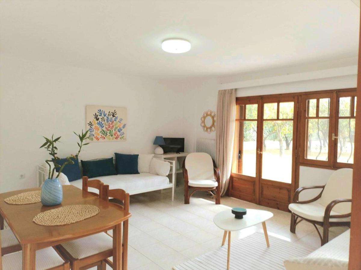 Small Theater Apartment Epidaurus 外观 照片